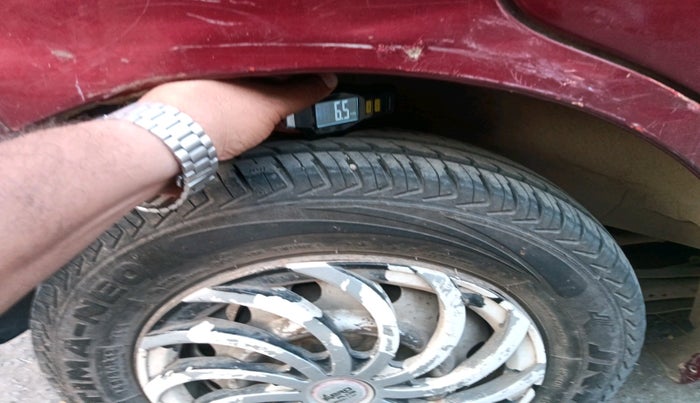 2010 Maruti Wagon R 1.0 LXI CNG, CNG, Manual, 1,16,008 km, tyre