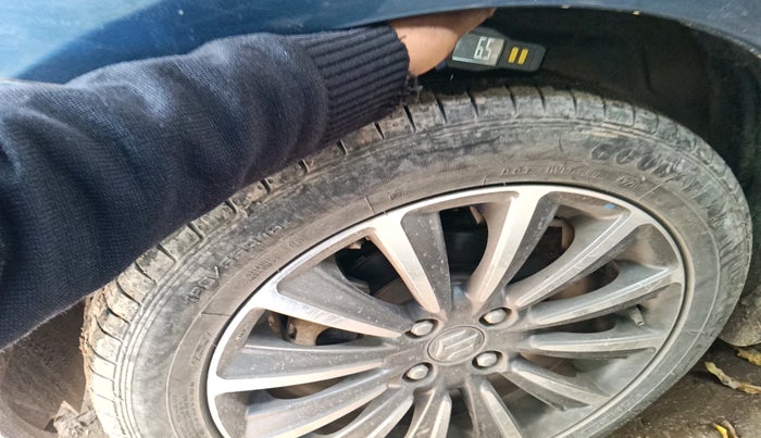 2022 Maruti Ciaz ALPHA  AT 1.5 SHVS PETROL, Petrol, Automatic, 37,060 km, tyre