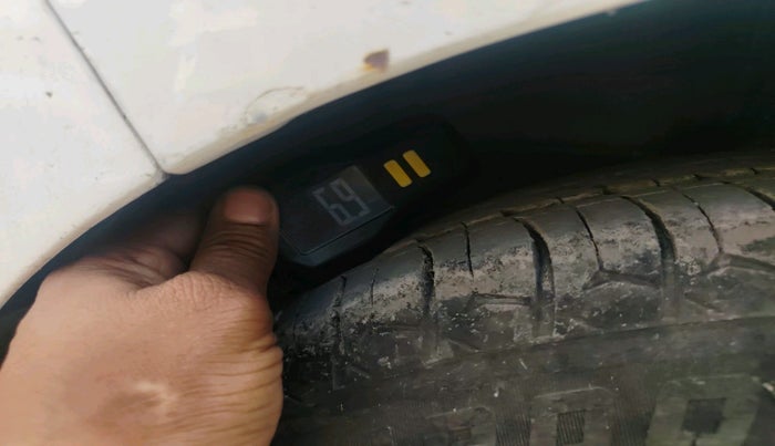 2019 Hyundai Grand i10 SPORTZ 1.2 KAPPA VTVT, Petrol, Manual, 32,690 km, tyre