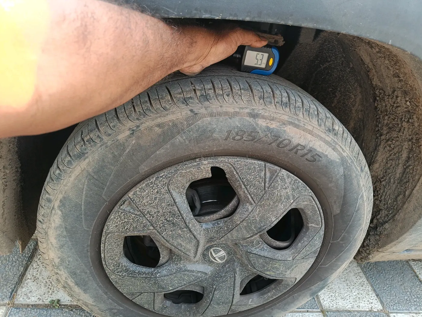 2022 Tata PUNCH ACCOMPLISHED MT, Petrol, Manual, 1,08,602 km, tyre