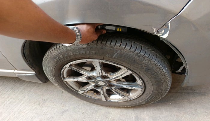 2013 Maruti A Star VXI (ABS) AT, Petrol, Automatic, 37,345 km, tyre