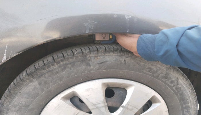 2012 Hyundai i10 MAGNA 1.2, Petrol, Manual, 65,767 km, tyre