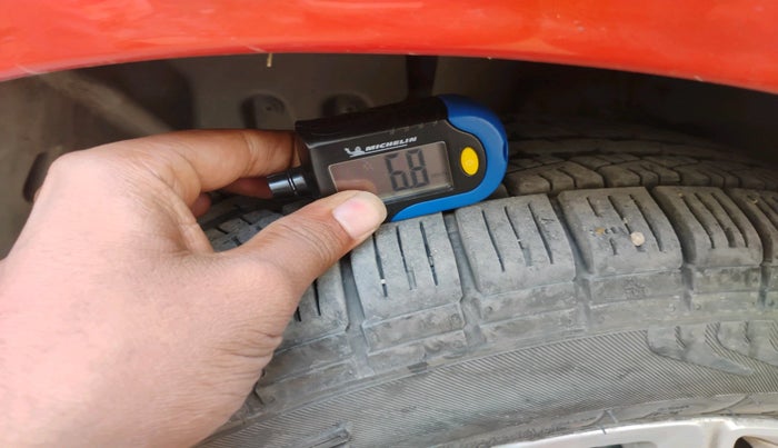 2017 Ford Ecosport TITANIUM 1.5L DIESEL, Diesel, Manual, 1,07,689 km, tyre