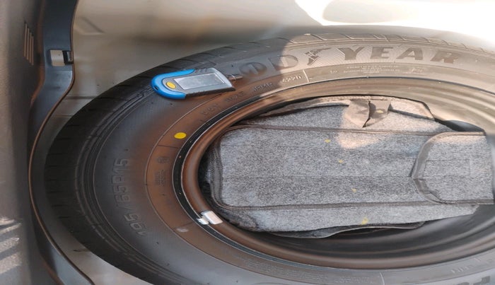 2020 KIA SONET GTX PLUS 1.5, Diesel, Manual, 51,105 km, tyre