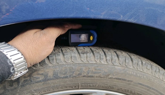 2020 Maruti Dzire ZXI AMT, Petrol, Automatic, 14,943 km, tyre