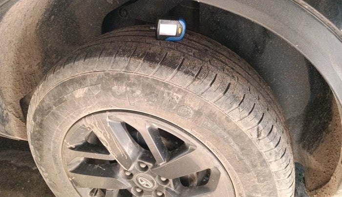 2021 Tata Harrier XZA PLUS 2.0L DARK EDITION, Diesel, Automatic, 57,548 km, tyre