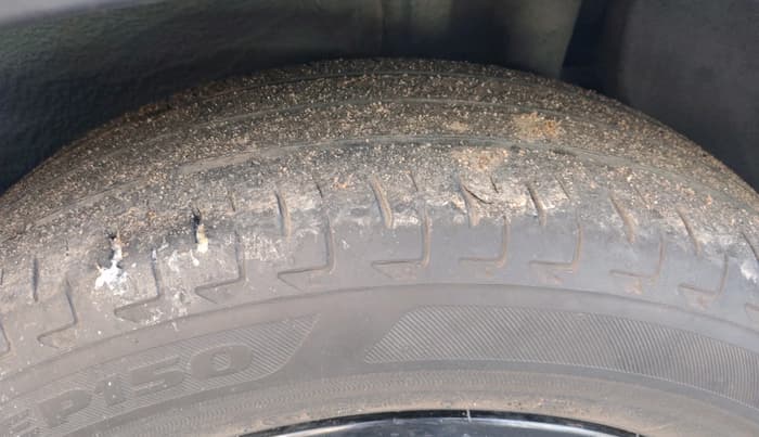 2022 Maruti IGNIS ZETA 1.2, Petrol, Manual, 35,577 km, tyre