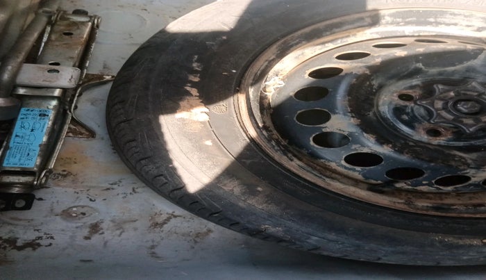 2017 Hyundai Grand i10 MAGNA U2 1.2 CRDI, Diesel, Manual, 73,664 km, tyre