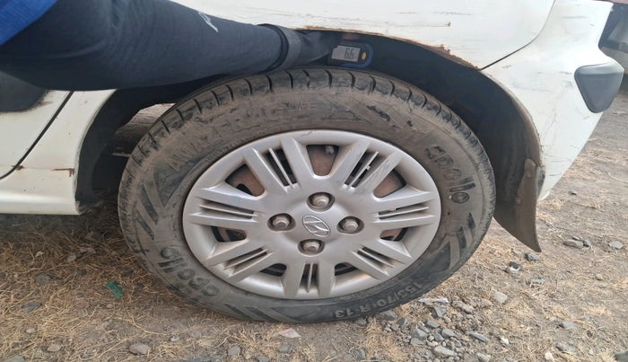 2011 Hyundai Santro Xing GLS, CNG, Manual, 72,775 km, tyre