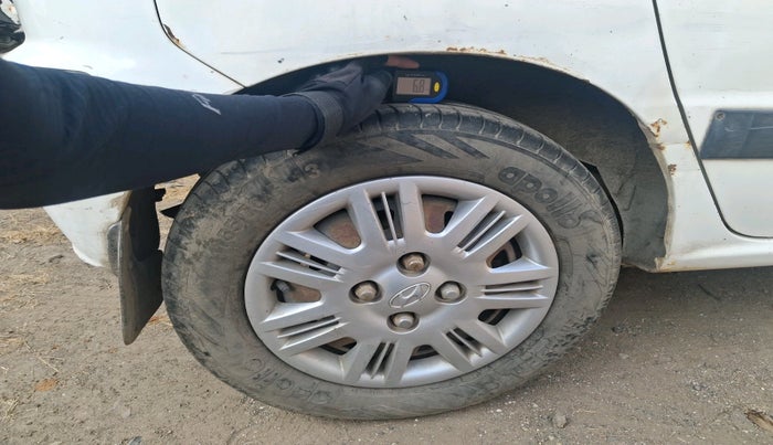 2011 Hyundai Santro Xing GLS, CNG, Manual, 72,775 km, tyre