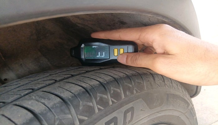 2020 Renault TRIBER RXT, CNG, Manual, 95,238 km, tyre