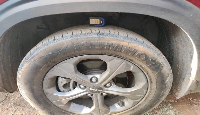 2022 KIA SELTOS HTK PLUS 1.5, Petrol, Manual, 37,500 km, tyre