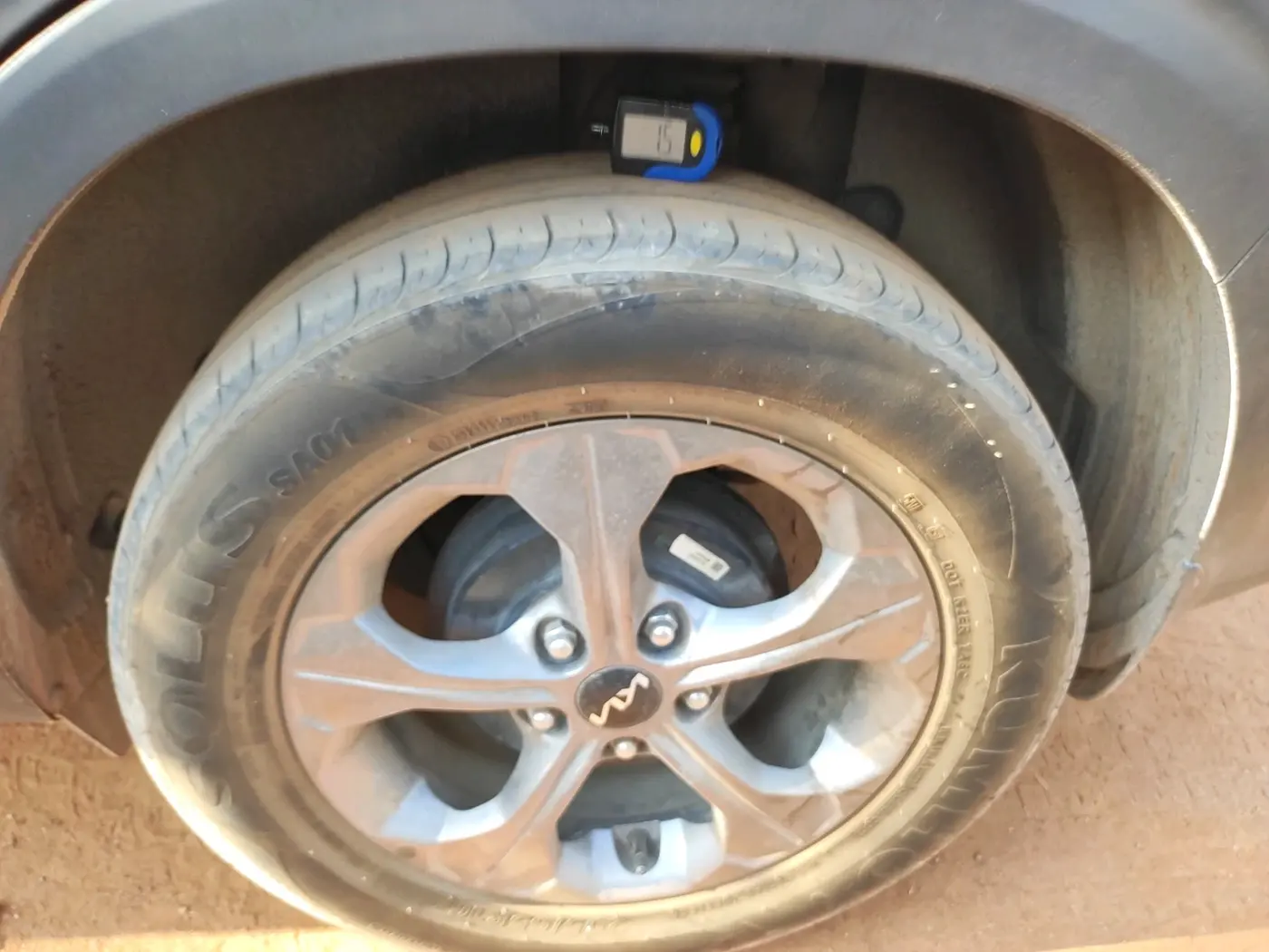 2022 KIA SELTOS HTK PLUS 1.5, Petrol, Manual, 37,500 km, tyre
