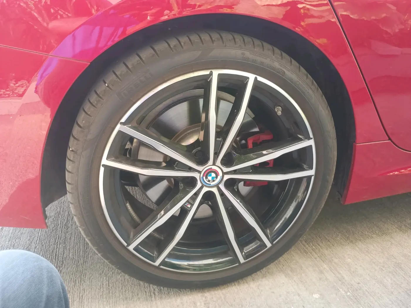 2024 BMW M340i xDrive, Petrol, Automatic, 11,098 km, tyre