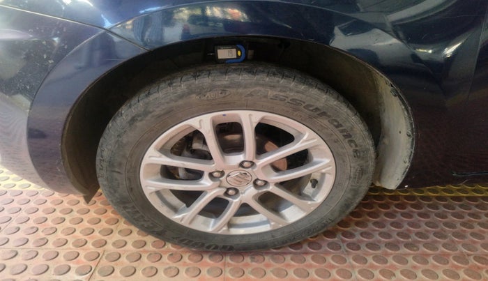 2018 Maruti Swift ZDI AMT, Diesel, Automatic, 1,24,776 km, tyre