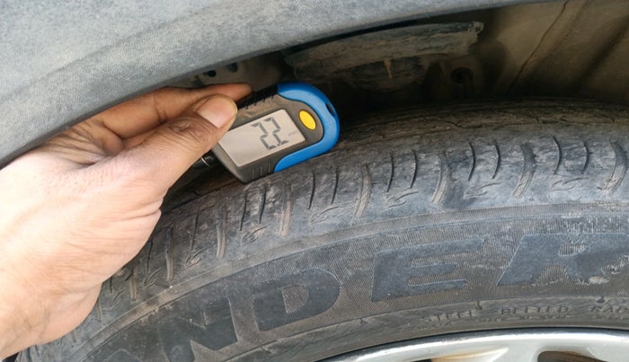 2017 Hyundai Creta SX PLUS 1.6 DIESEL, Diesel, Manual, 1,32,851 km, tyre