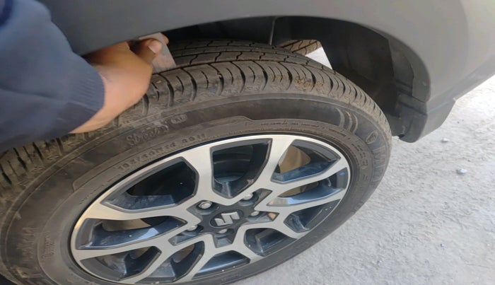 2024 Maruti XL6 ZETA CNG, CNG, Manual, 10,963 km, tyre