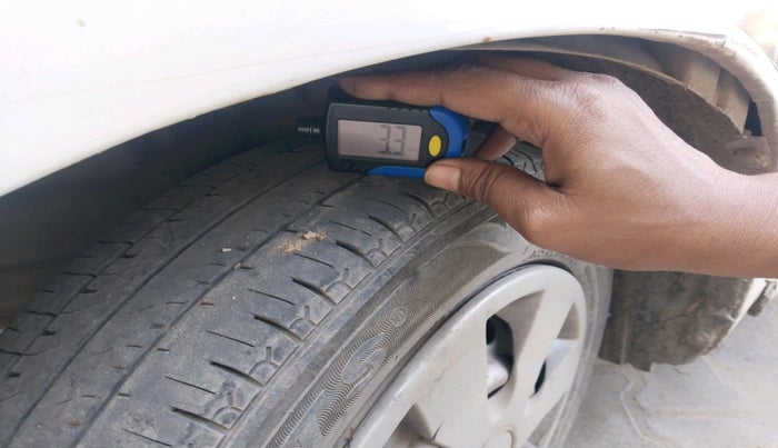 2013 Maruti Wagon R 1.0 LXI CNG, CNG, Manual, 73,344 km, tyre