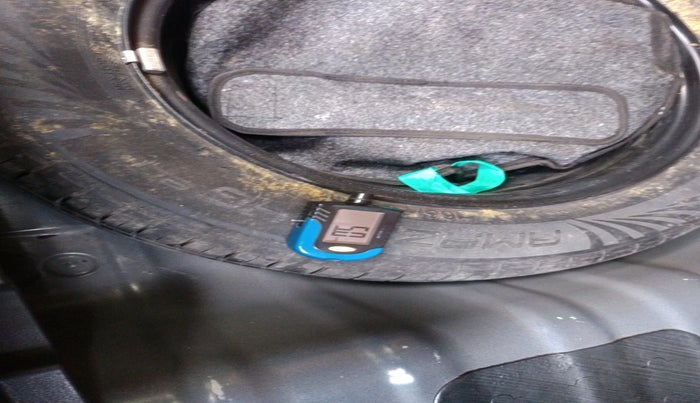 2020 Hyundai GRAND I10 NIOS MAGNA CORPORATE EDITION AMT 1.2 KAPPA VTVT, Petrol, Automatic, 52,374 km, tyre