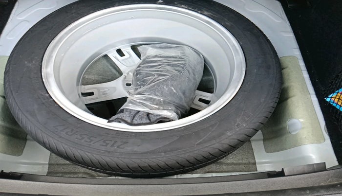 2024 MG ZS EV Excite Pro, Electric, Automatic, 28,689 km, tyre