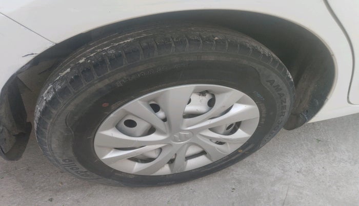 2018 Maruti Swift LDI, Diesel, Manual, 42,481 km, tyre