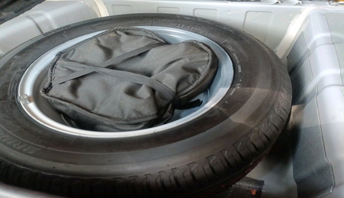 2025 Tata NEXON Creative Plus (PS) 1.2 Petrol DCA Dual Tone, Petrol, Automatic, 2,378 km, tyre