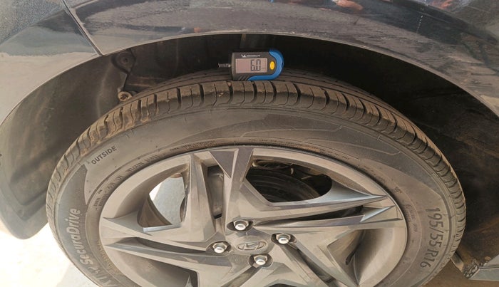 2022 Hyundai NEW I20 Sportz 1.2 IVT, Petrol, Automatic, 2,583 km, tyre