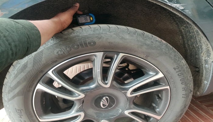 2018 Mahindra MARAZZO M8 7 STR, Diesel, Manual, 1,21,749 km, tyre