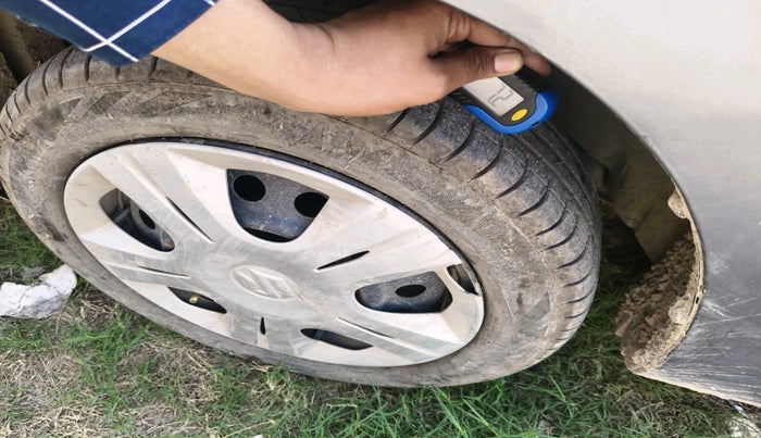 2014 Maruti Wagon R 1.0 VXI, Petrol, Manual, 25,142 km, tyre