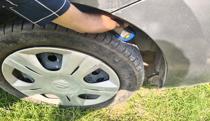 2014 Maruti Wagon R 1.0 VXI, Petrol, Manual, 25,142 km, tyre