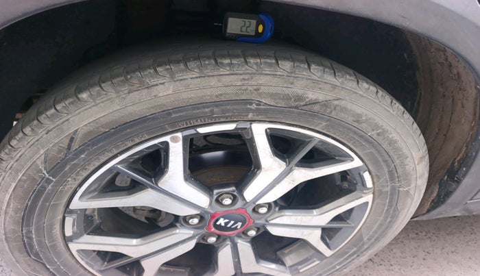 2020 KIA SELTOS GTX PLUS DCT 1.4 PETROL, Petrol, Automatic, 1,42,883 km, tyre
