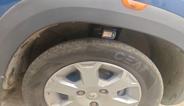 2017 Renault Kwid CLIMBER 1.0, Petrol, Manual, 99,310 km, tyre