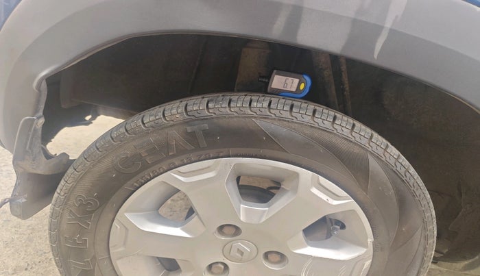 2017 Renault Kwid CLIMBER 1.0, Petrol, Manual, 99,310 km, tyre