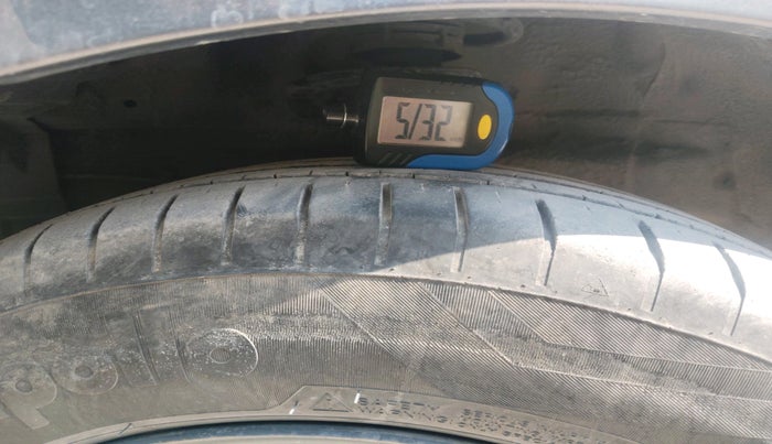 2014 Maruti Ertiga ZDI, Diesel, Manual, 1,17,714 km, tyre