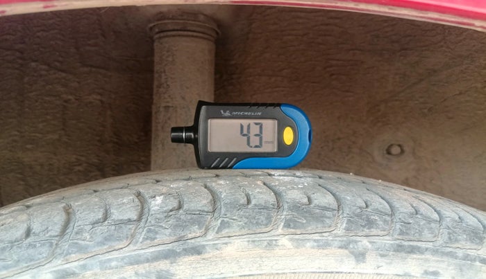 2016 Maruti Celerio ZXI AMT, Petrol, Automatic, 29,022 km, tyre