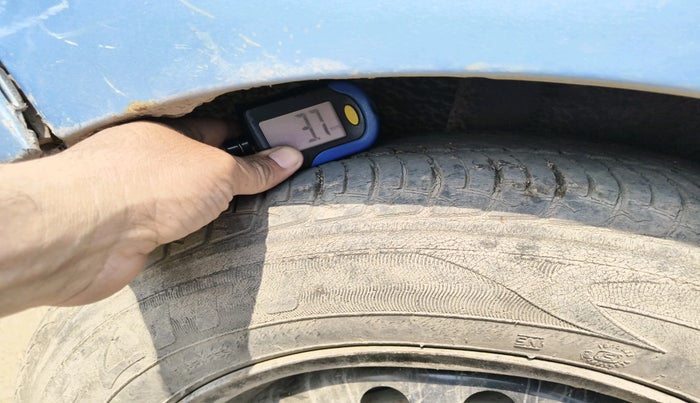 2019 Maruti New Wagon-R VXI 1.2, CNG, Manual, 57,817 km, tyre