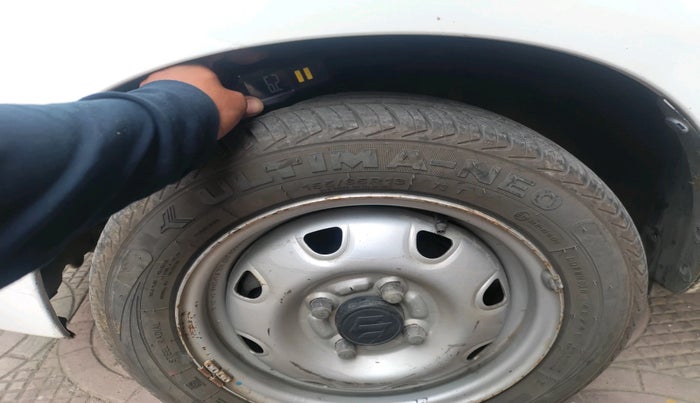 2014 Maruti Alto K10 LXI, Petrol, Manual, 27,151 km, tyre