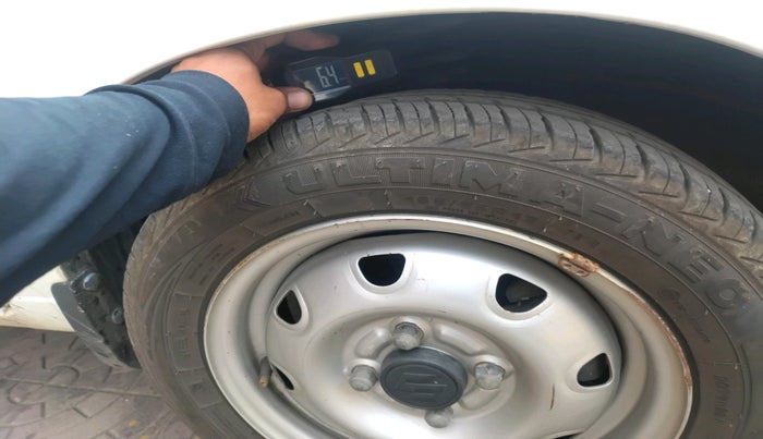 2014 Maruti Alto K10 LXI, Petrol, Manual, 27,151 km, tyre