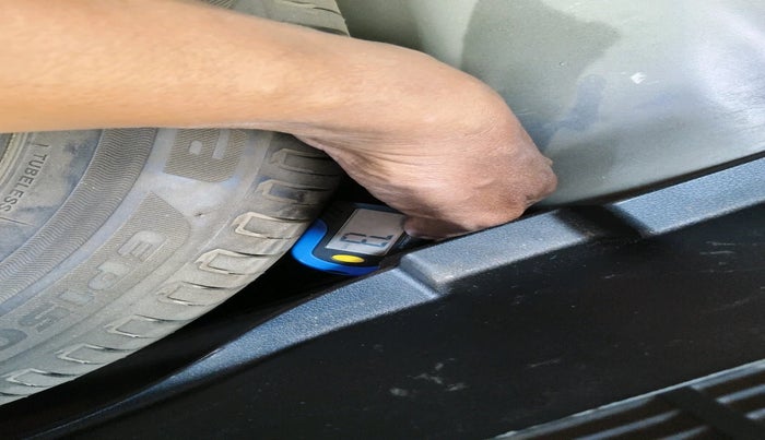 2021 Hyundai NEW I20 ASTA (O) 1.2 MT, Petrol, Manual, 85,891 km, tyre