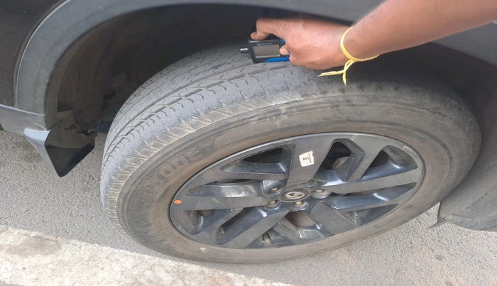 2022 Tata Safari XZA PLUS GOLD, Diesel, Automatic, 19,365 km, tyre