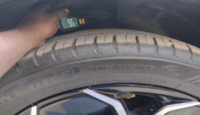 2024 Tata Curvv Creative Plus S 1.2 Petrol 7DCA, Petrol, Automatic, 13,832 km, tyre