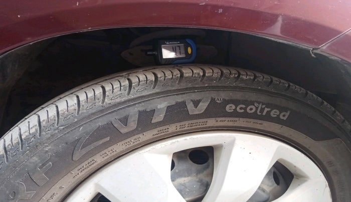 2015 Honda Mobilio 1.5L I-DTEC S, Diesel, Manual, 1,32,431 km, tyre