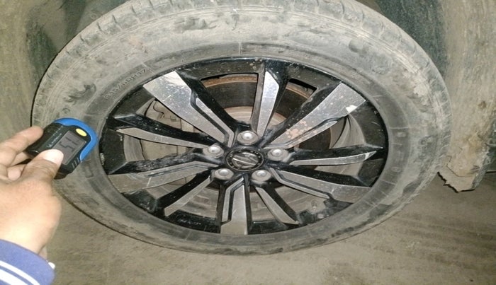 2020 MG HECTOR SHARP 1.5 DCT PETROL, Petrol, Automatic, 75,171 km, tyre