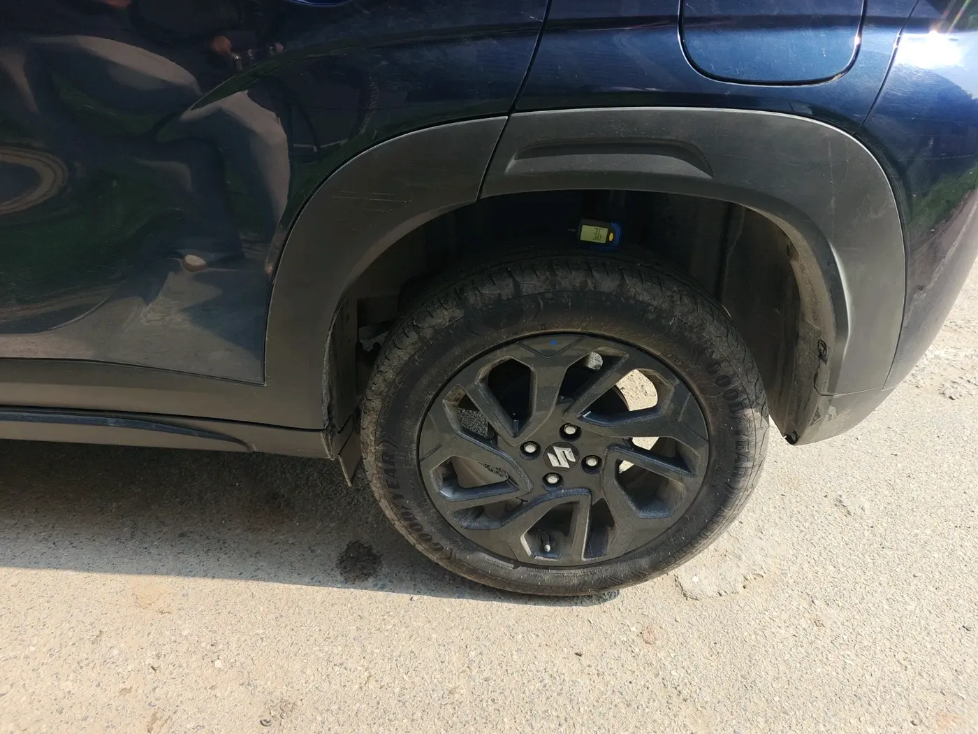 2023 Maruti FRONX DELTA PLUS 1.2L AGS, Petrol, Automatic, 27,972 km, tyre