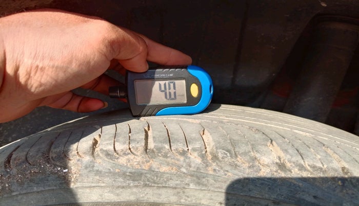 2018 Maruti Swift ZXI PLUS, Petrol, Manual, 46,875 km, tyre