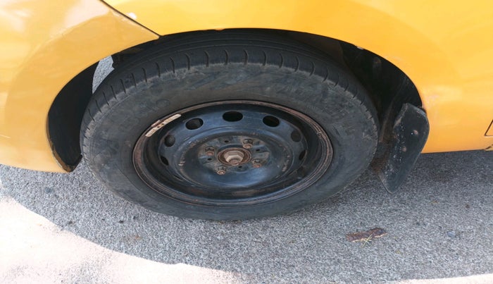 2011 Tata Indica Vista VX QUADRAJET, Diesel, Manual, 1,28,814 km, tyre