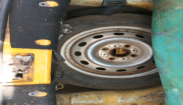 2011 Tata Indica Vista VX QUADRAJET, Diesel, Manual, 1,28,814 km, tyre