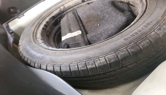 2016 Hyundai i20 Active 1.2 S, Petrol, Manual, 1,50,437 km, tyre