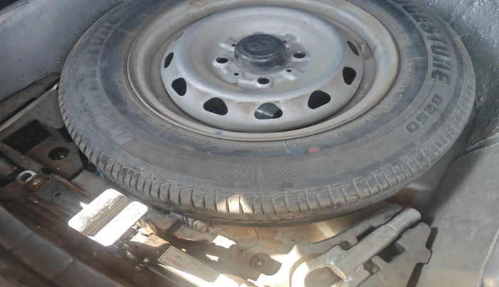 2017 Tata Tiago XE PETROL, Petrol, Manual, 93,135 km, tyre