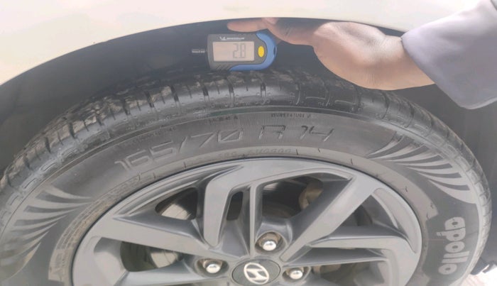 2022 Hyundai GRAND I10 NIOS SPORTZ 1.2 KAPPA VTVT CNG, CNG, Manual, 25,719 km, tyre